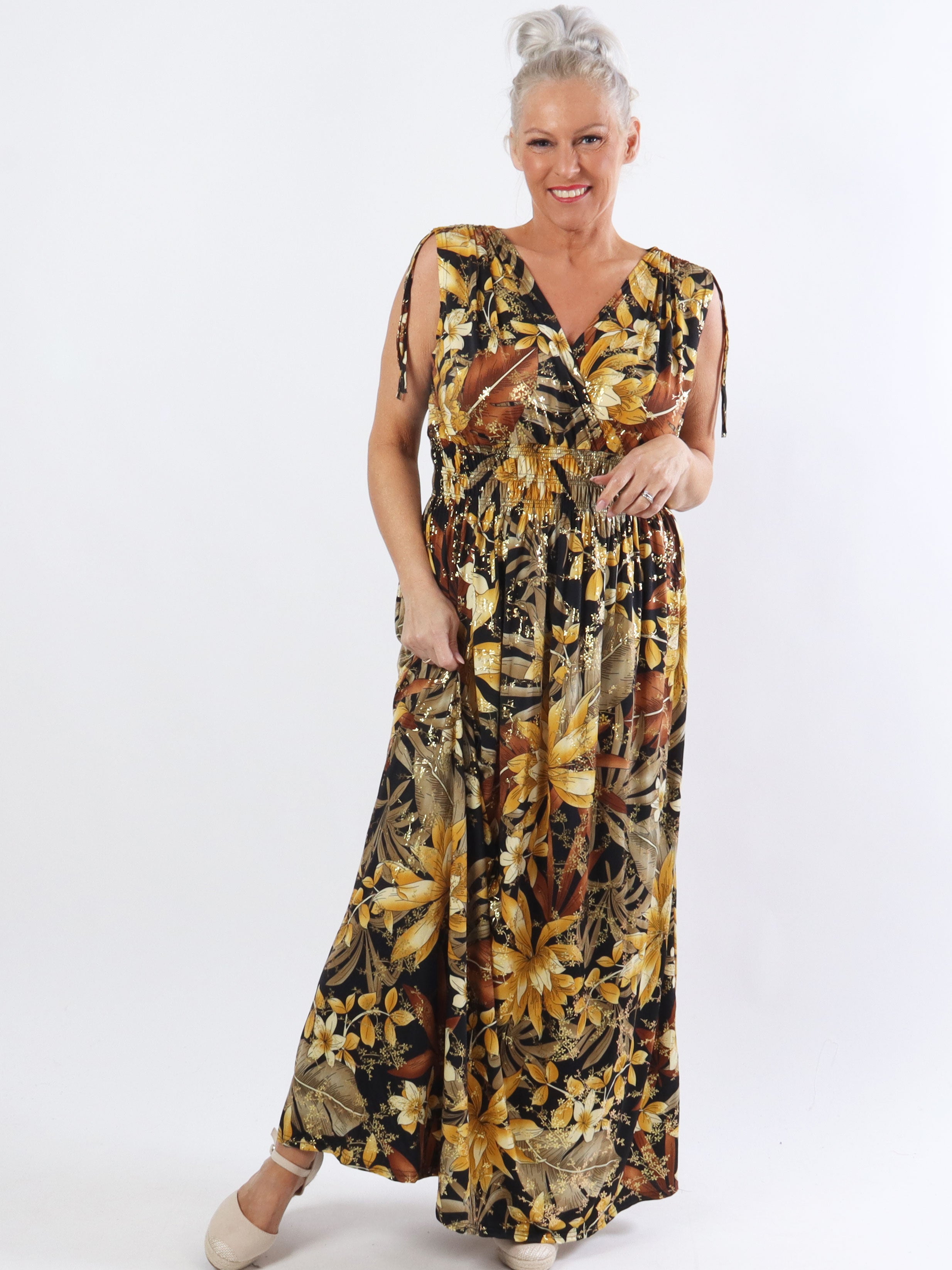 Pams Sleeveless - Lang plus size kjole i krølfrit stof